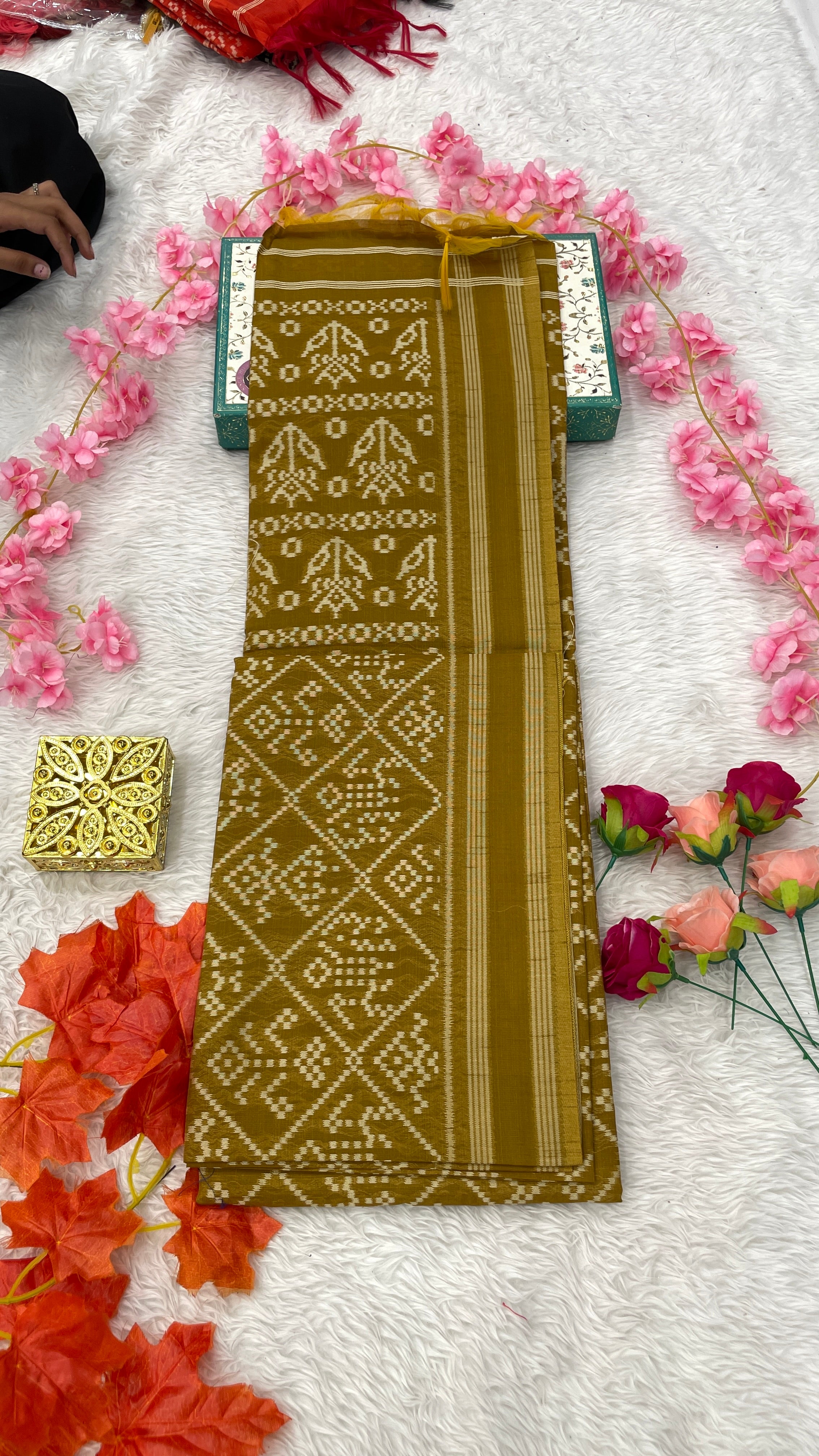 Maheswari Cotton Base Soft Office use Sarees