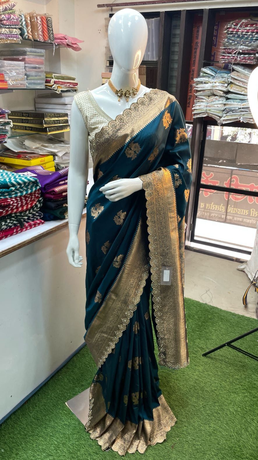 Pushpa Flower Paithani