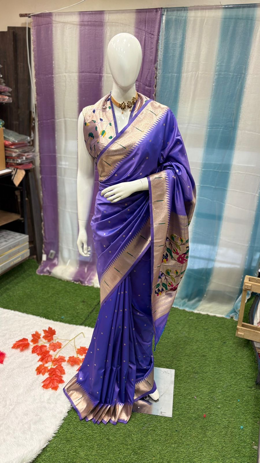 Muniya paithani
